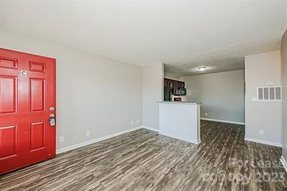 Building Photo - 316 Hoskins Mill Ln