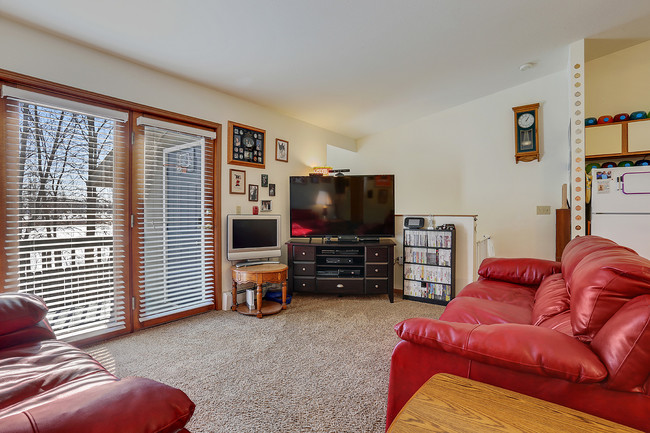 Foto del edificio - Yorkshire Lane Apartment Homes