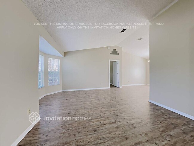 Foto del edificio - 2624 Lake Jackson Cir