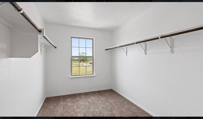 Armario del dormitorio principal - 3020 Frazier St