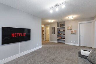 Building Photo - 3573 Cherry Landing SW