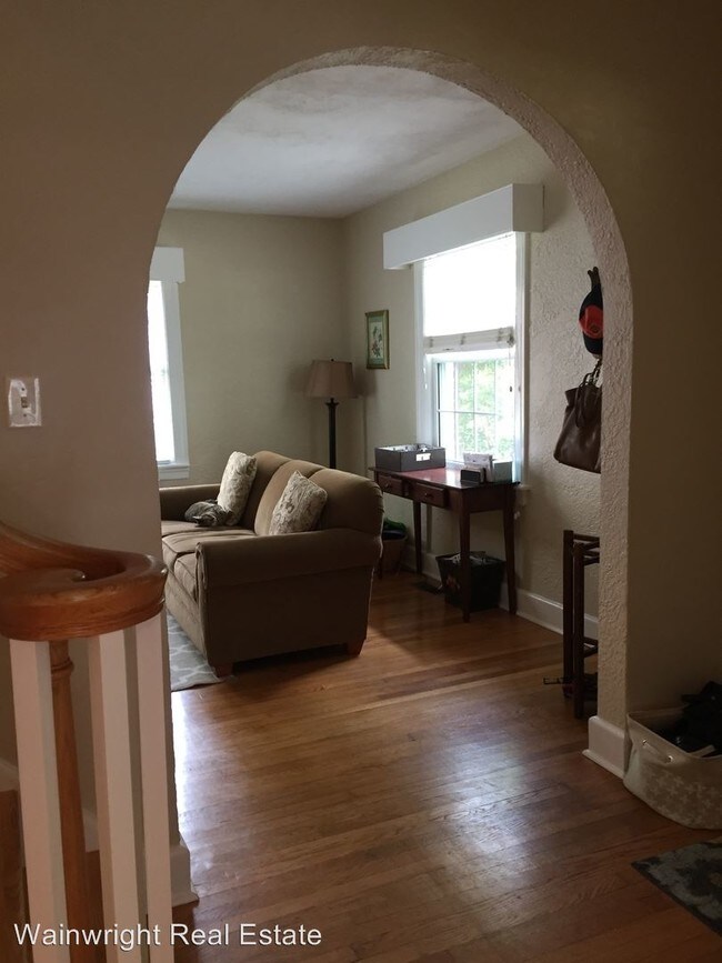 Building Photo - 4 br, 2 bath House - 5215 Argall Avenue