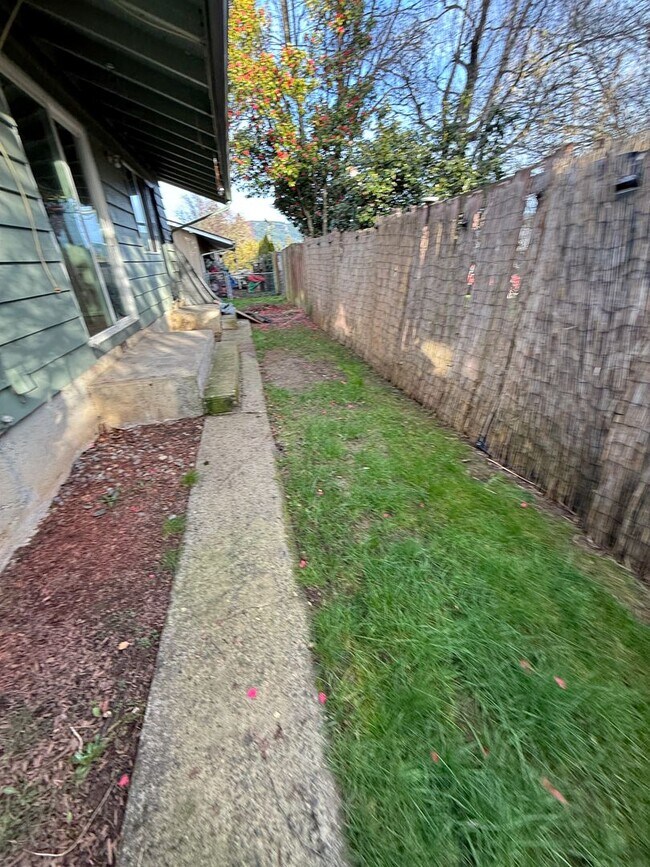 Foto del edificio - 802 N 20th Ave