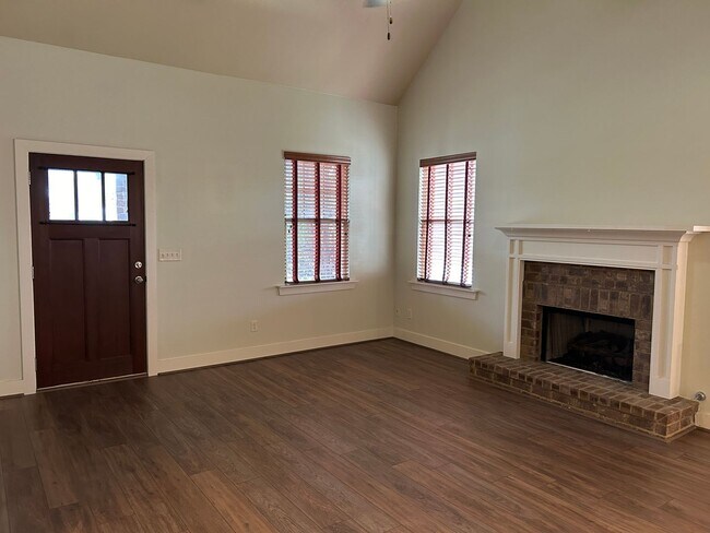 Building Photo - 1044 Crawford Ct. (Chelsea)
