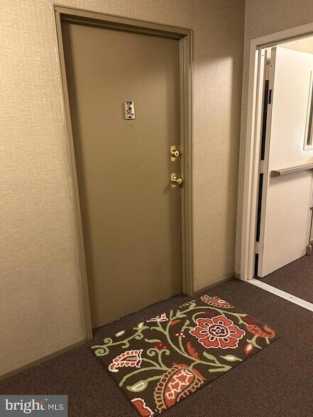 Foto del edificio - 1231 Country Mill Dr