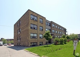 Building Photo - 1 Rannock, 32 Craigton, 40 Craigton, 860 Pharmacy