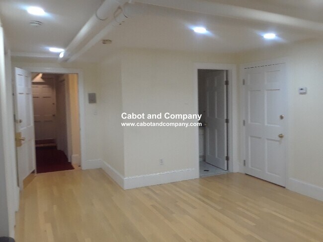 Foto del edificio - 105 Beacon St