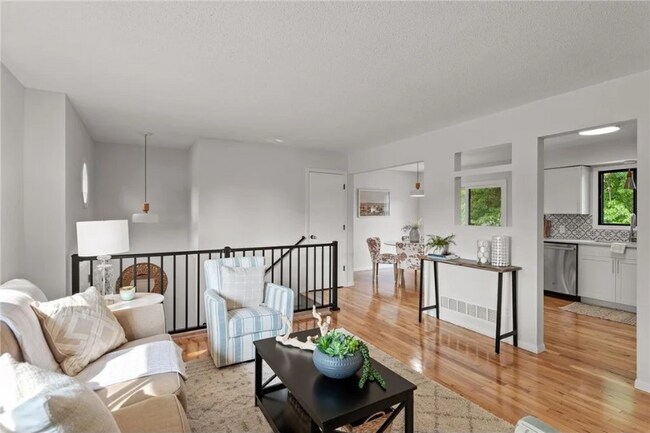 Foto del edificio - 11510 Jersey Ave N