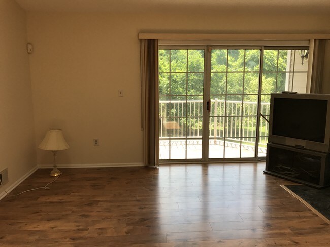 Fotografía del edificio - 29 Amberly Ct