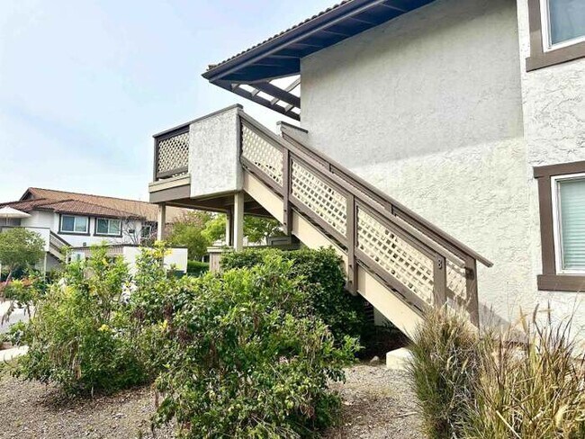 Foto del edificio - 9829 Caspi Gardens Dr