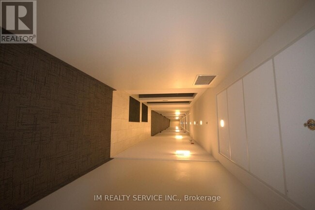 Building Photo - 110 Fergus Ave