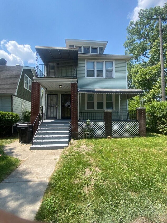 Primary Photo - 11739 Yellowstone St