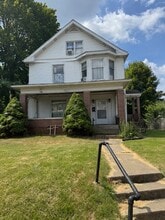 Building Photo - 1612 Ridge Ave