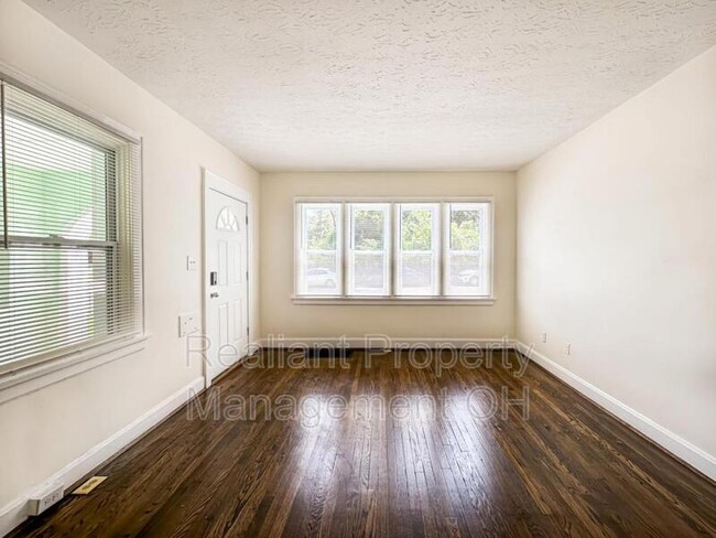 Building Photo - 2576 Duck Creek Rd