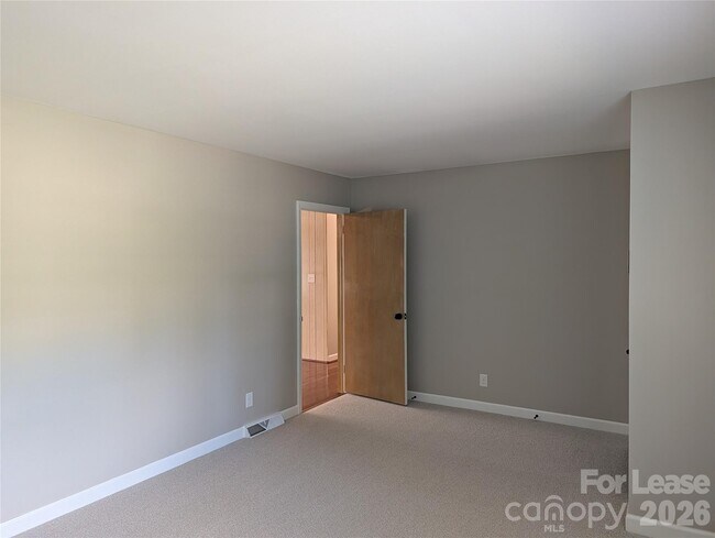 Building Photo - 103 Abingdon Cir