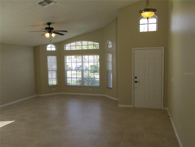 Building Photo - 1524 Maximilian Dr