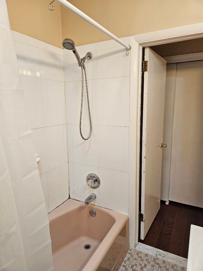 Photo - Large Home - South Philadelphia