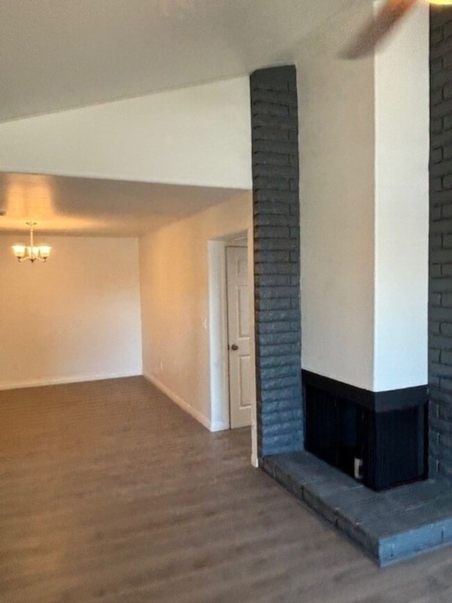 Building Photo - 1021 Nimrod Ct