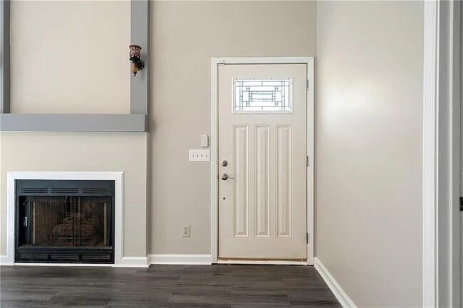 Building Photo - 2025 Brittania Cir