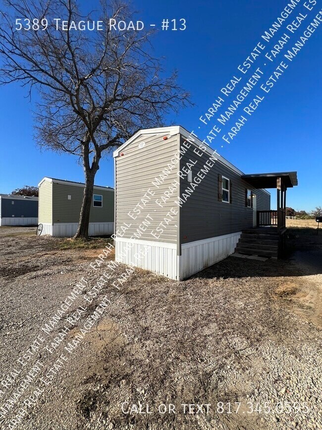 Foto del edificio - 5389 Teague Rd