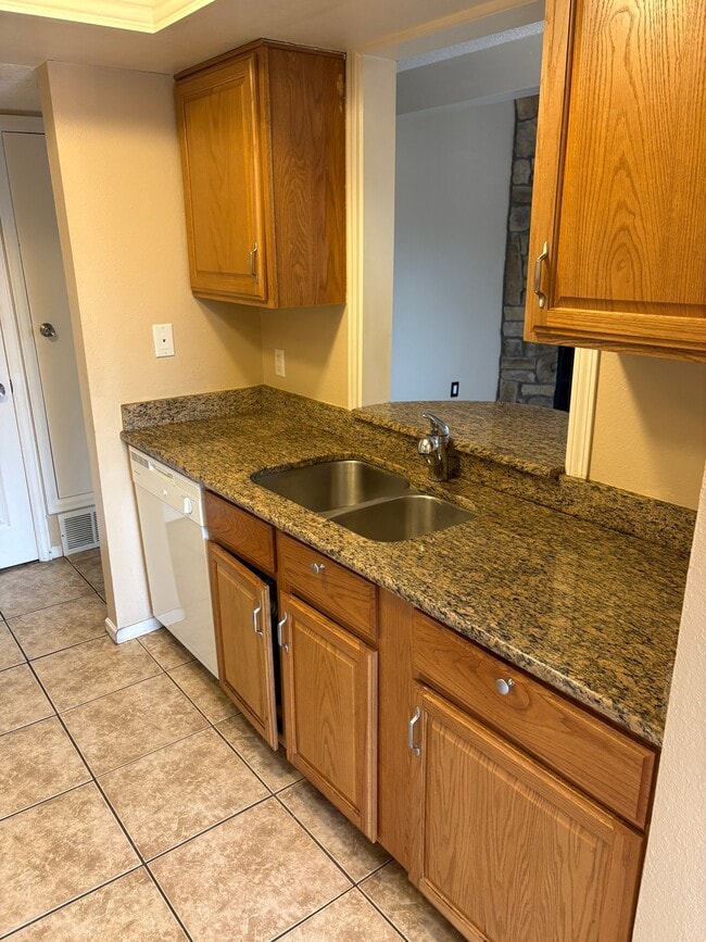 Building Photo - 4351 S Andes Way