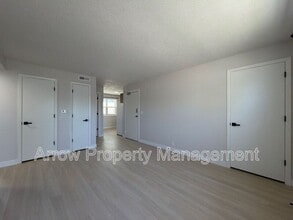 Building Photo - 3609 N 60th St
