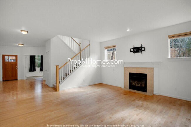 Foto del edificio - Spacious Bull Mountain 4 Bedroom Home - Huge Yard!