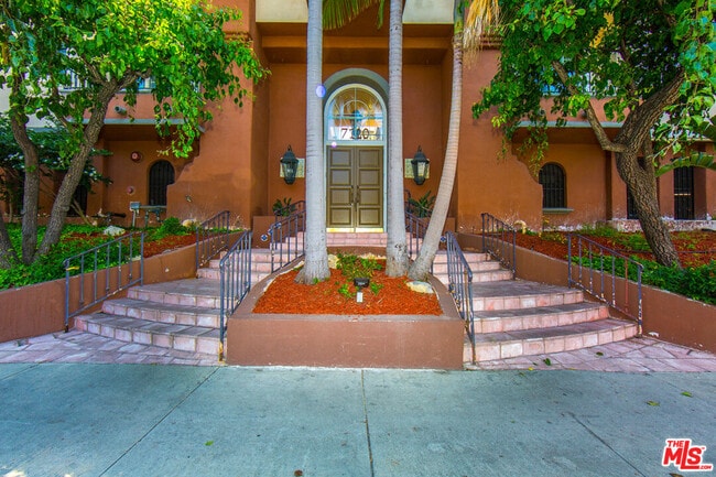 Building Photo - 7120 La Tijera Blvd