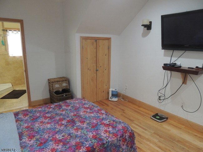 Foto del edificio - 96 N 15th St