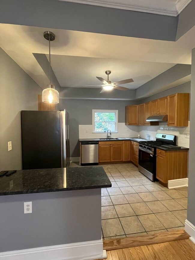 Foto del edificio - 418 Noble St