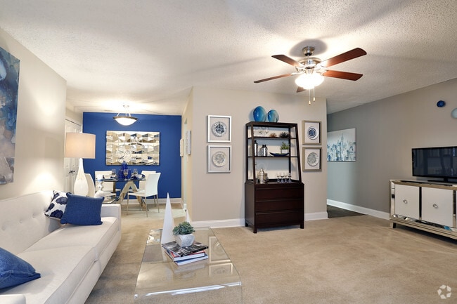 Spacious and open floor plans make your apartment home great for entertaining - Sterling Bluff