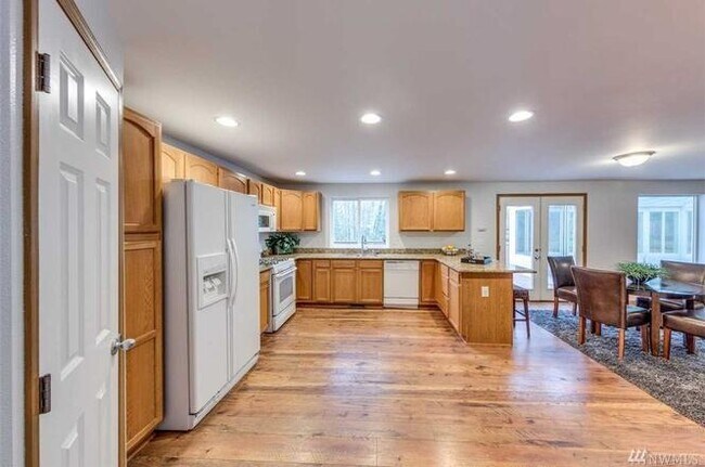 Building Photo - 8028 Old Military Road Northeast, Bremerto...