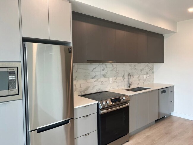 Photo du bâtiment - 1792 Starling Dr