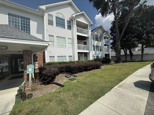 Building Photo - 1231 Ladys Island Dr