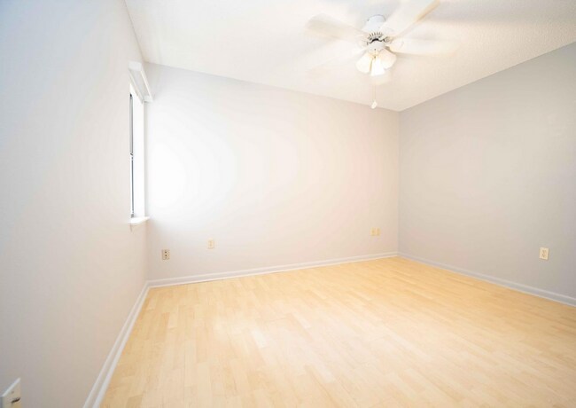 Foto del edificio - 2BR/2BA Villa in Whispering Pines Community