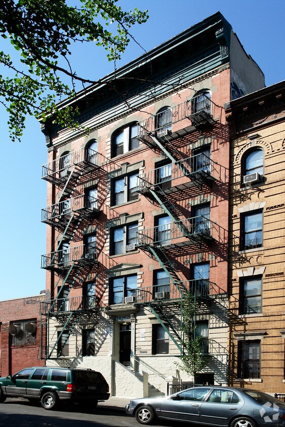 146-148 17th Street - 146-148 17th St