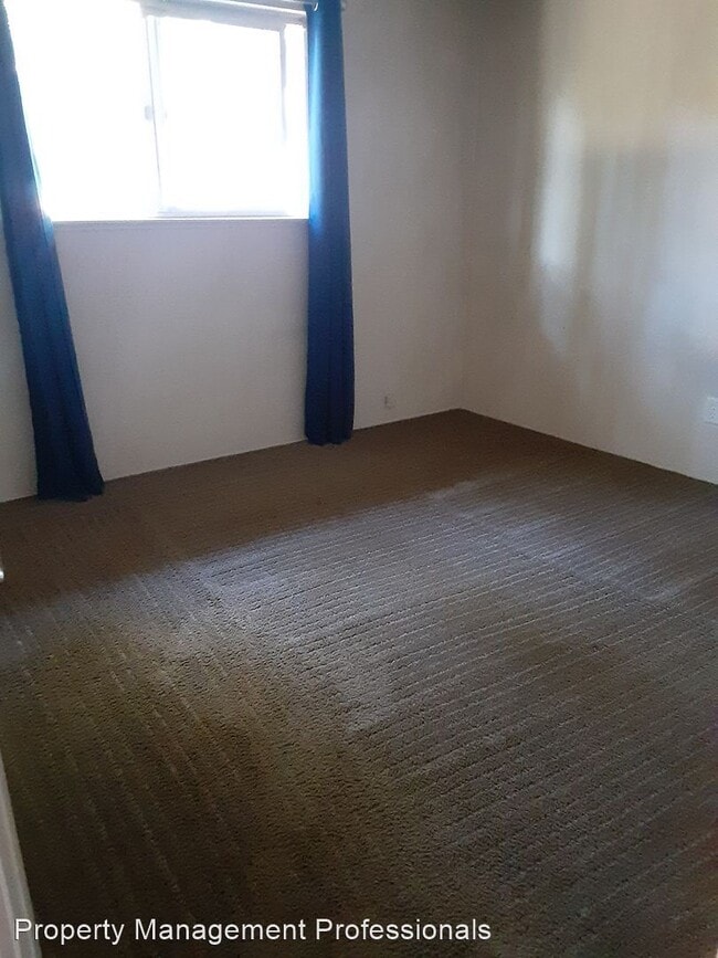 Foto del edificio - 3 br, 1.5 bath House - 1136 SW Spruce Street