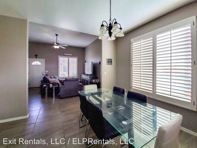 Foto del edificio - 4 br, 2 bath House - 6069 Vintage St.
