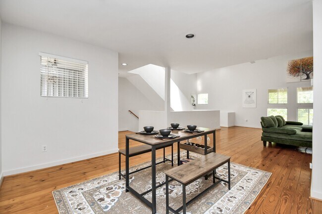 Foto del edificio - 1806 Drew St