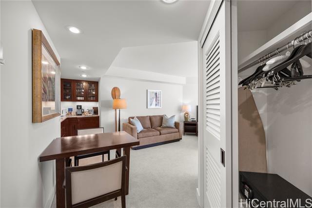 Foto del edificio - 223 Saratoga Rd