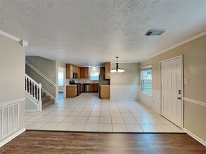 Building Photo - 26887 Castlecliff Ln
