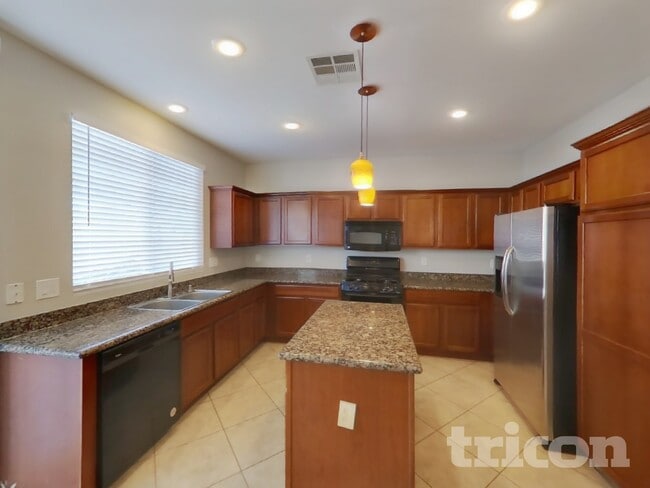 Foto del edificio - 9302 Wildcat Springs Ave