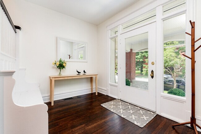 Foto del edificio - 4030 Hartford St