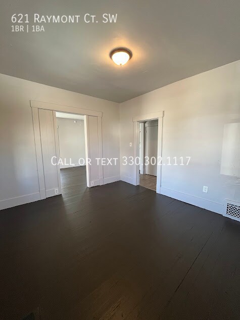 Foto del edificio - 621 Raymont Ct SW