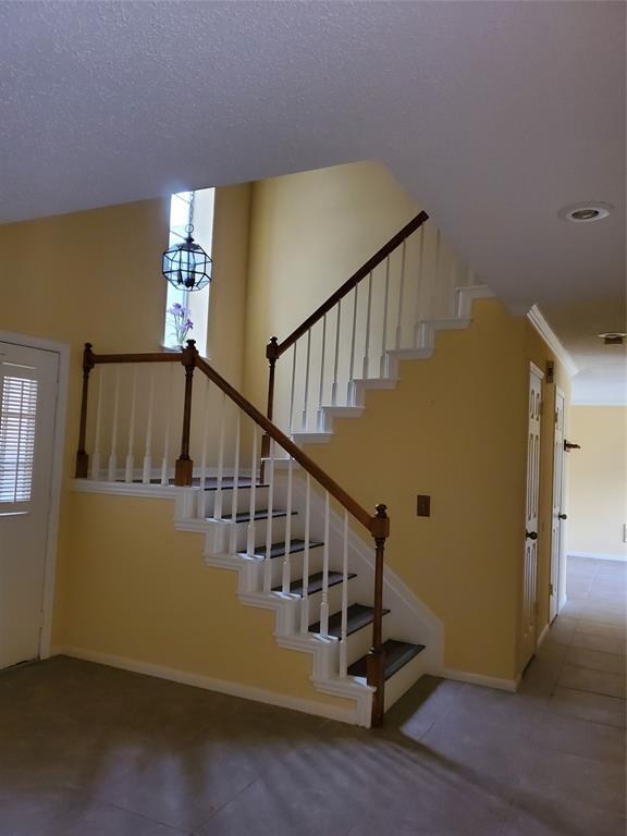 Building Photo - 4610 Wolverhampton Way