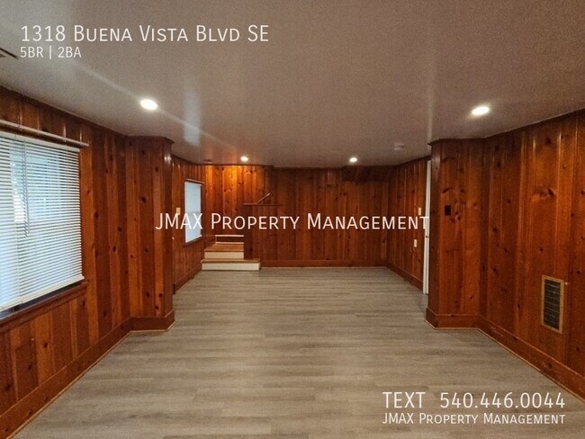 Building Photo - 1318 Buena Vista Blvd SE