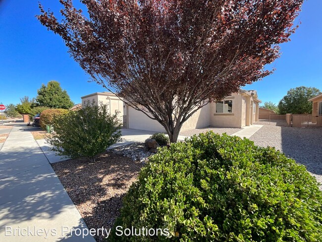 Building Photo - 3 br, 2 bath House - 6832 Lava Rock Dr. NW