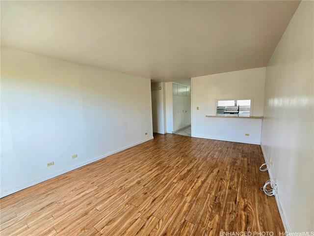 Building Photo - 2421 Ala Wai Blvd