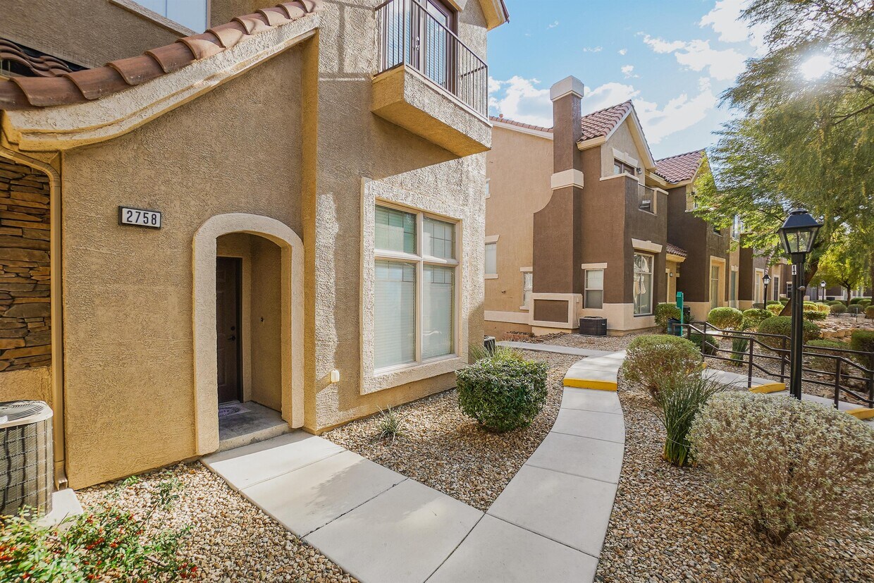 2758 Fountain Vista Ln, Henderson, NV 89074 House Rental in Henderson