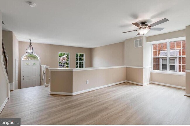 Foto del edificio - 46607 Carriage Ct